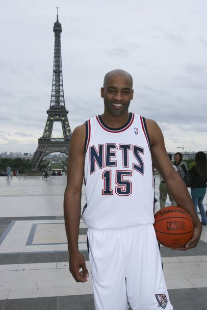 Settembre 2008: Vince Carter  il volto dei Nets che portano l&#39;NBA a Parigi